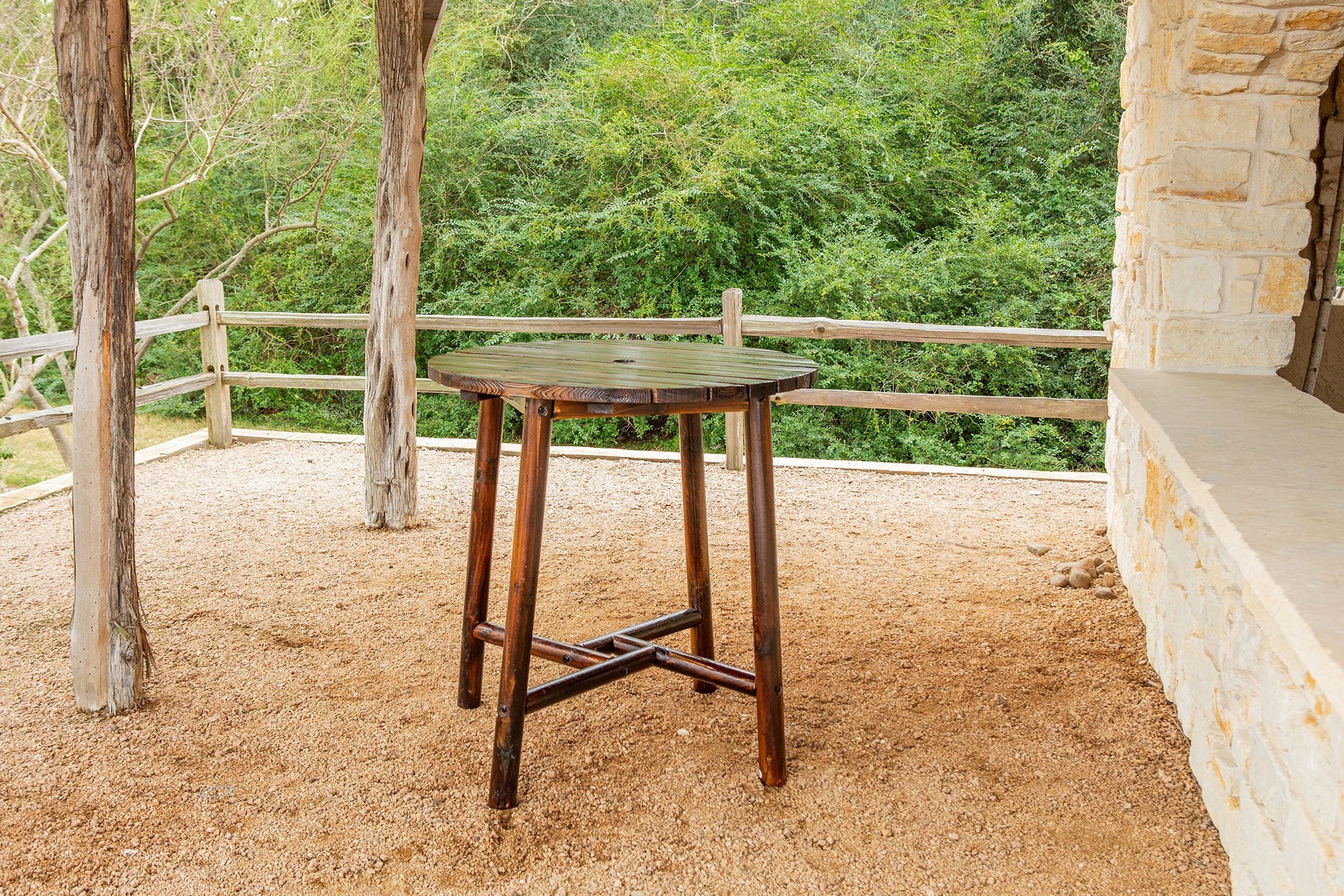 char-log-slatted-round-bar-table-for-pickup-only-excluding-wholesale-orders-868.jpg