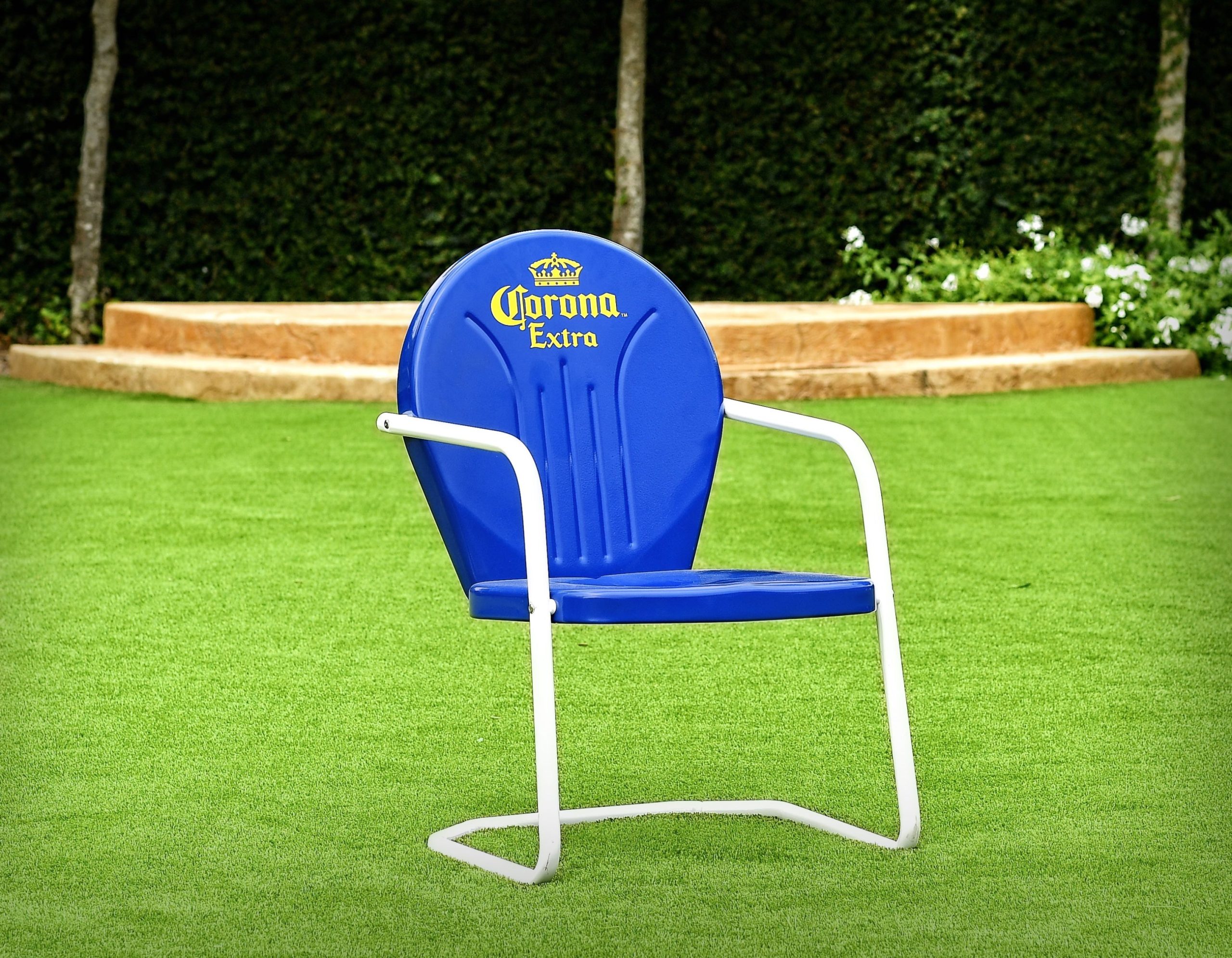 corona-extra-r-retro-bistro-set-314.jpg