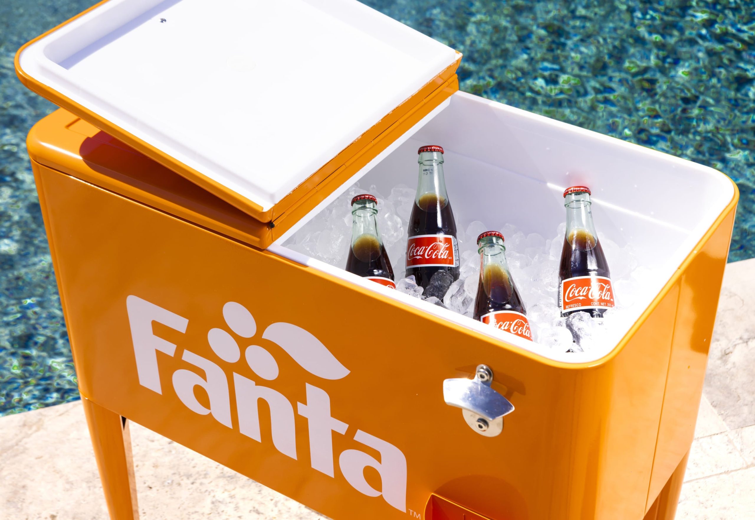 fanta-r-orange-retro-60-qt-cooler-100.jpg
