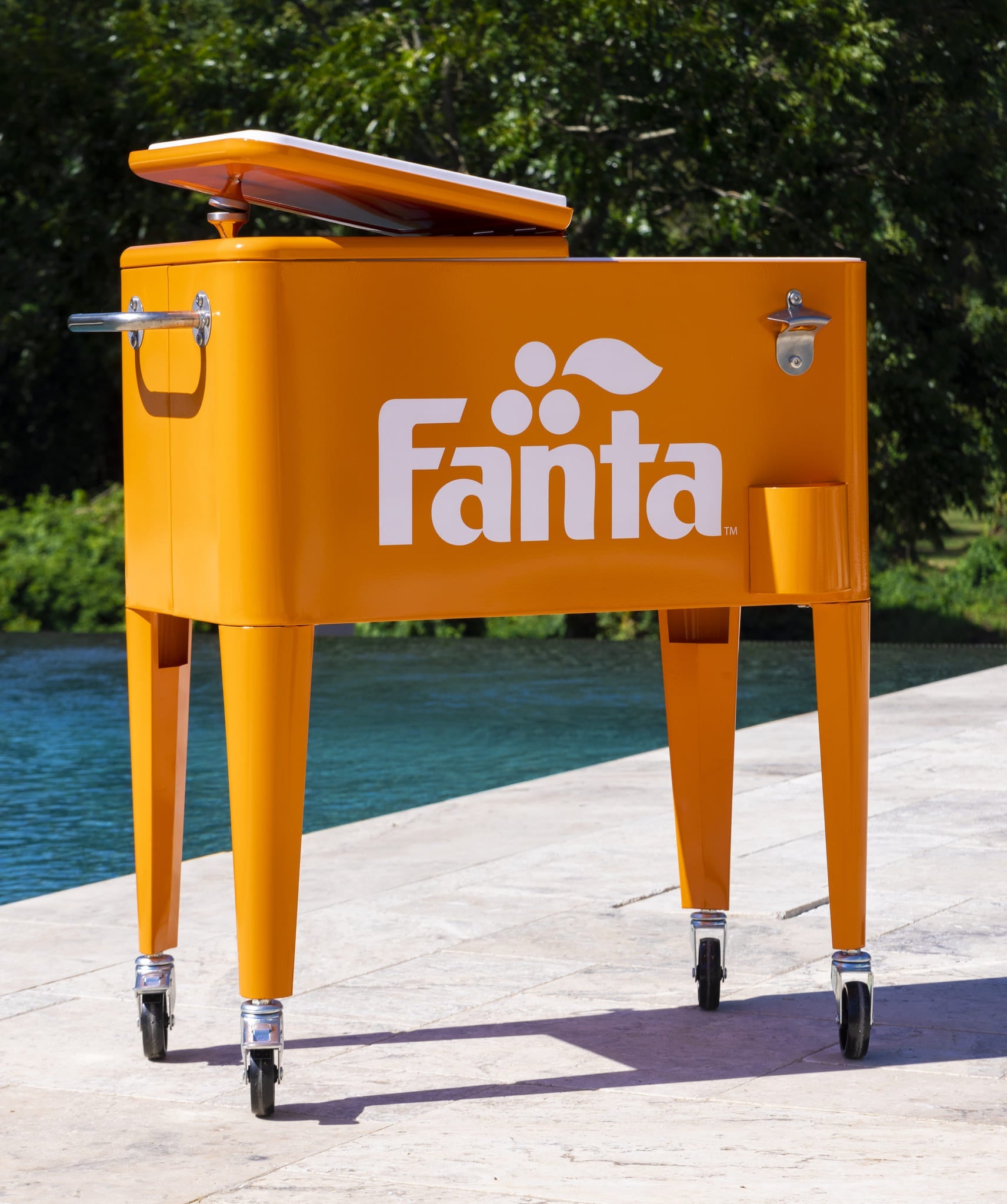 fanta-r-orange-retro-60-qt-cooler-949.jpg