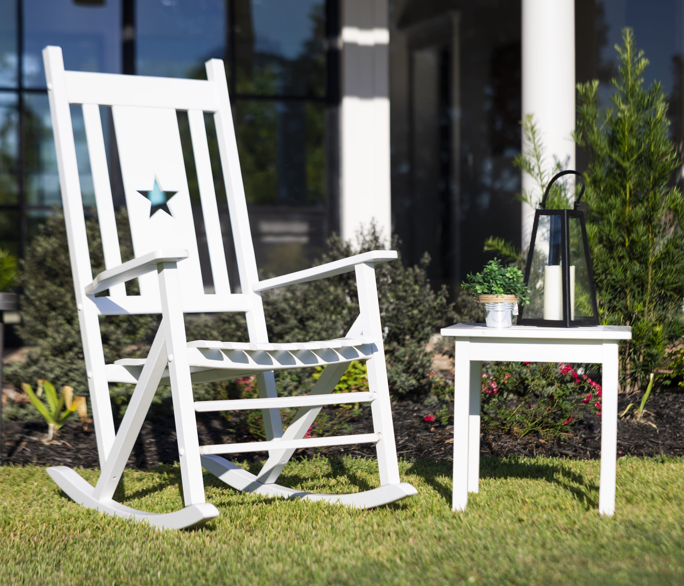 heartland-white-star-porch-rocker-810.jpg