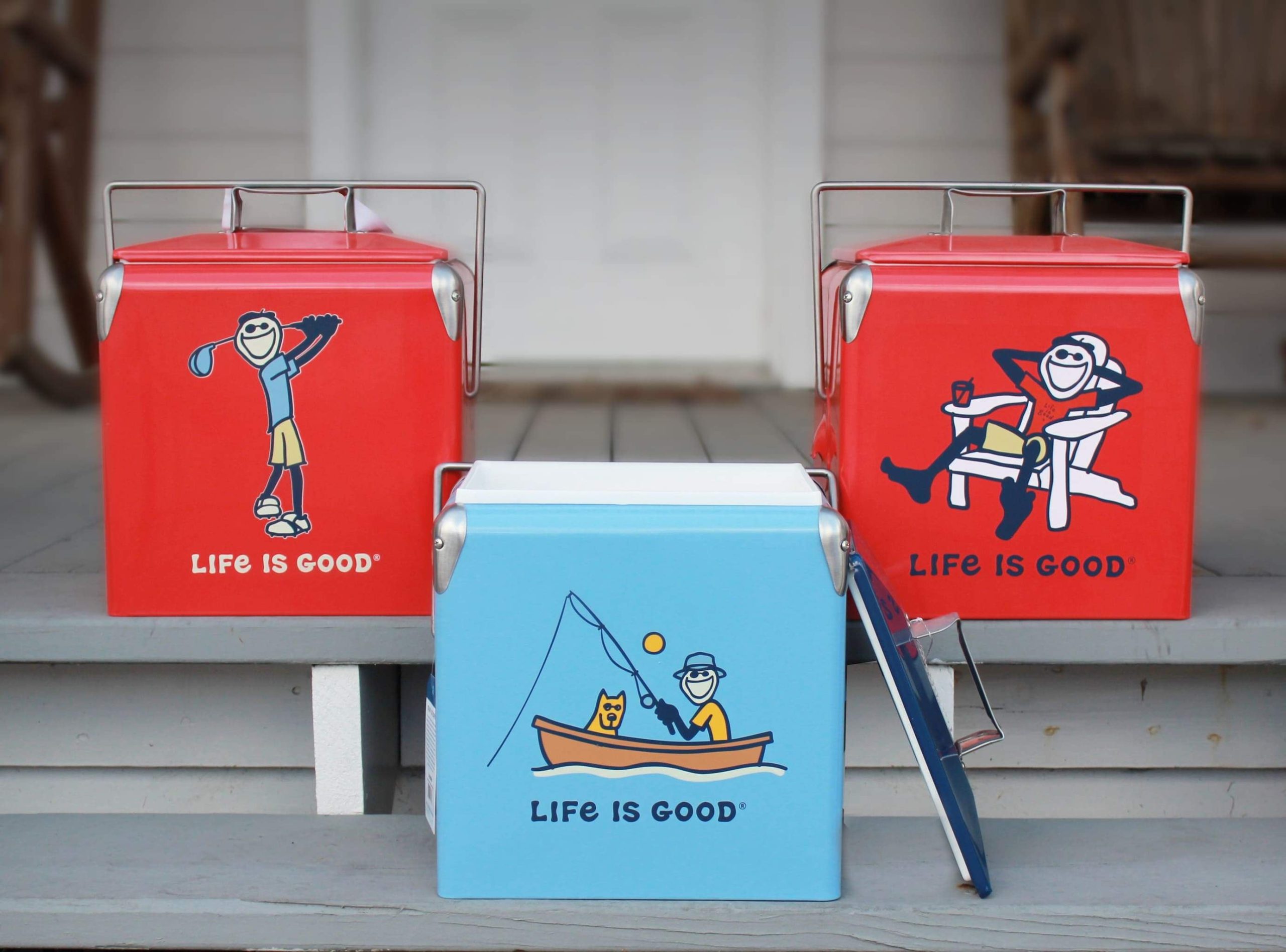 life-is-good-r-14qt-cooler-adirondack-jake-red-425.jpg