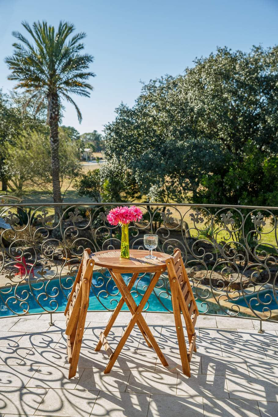 sequoia-round-folding-bistro-set-253.jpg