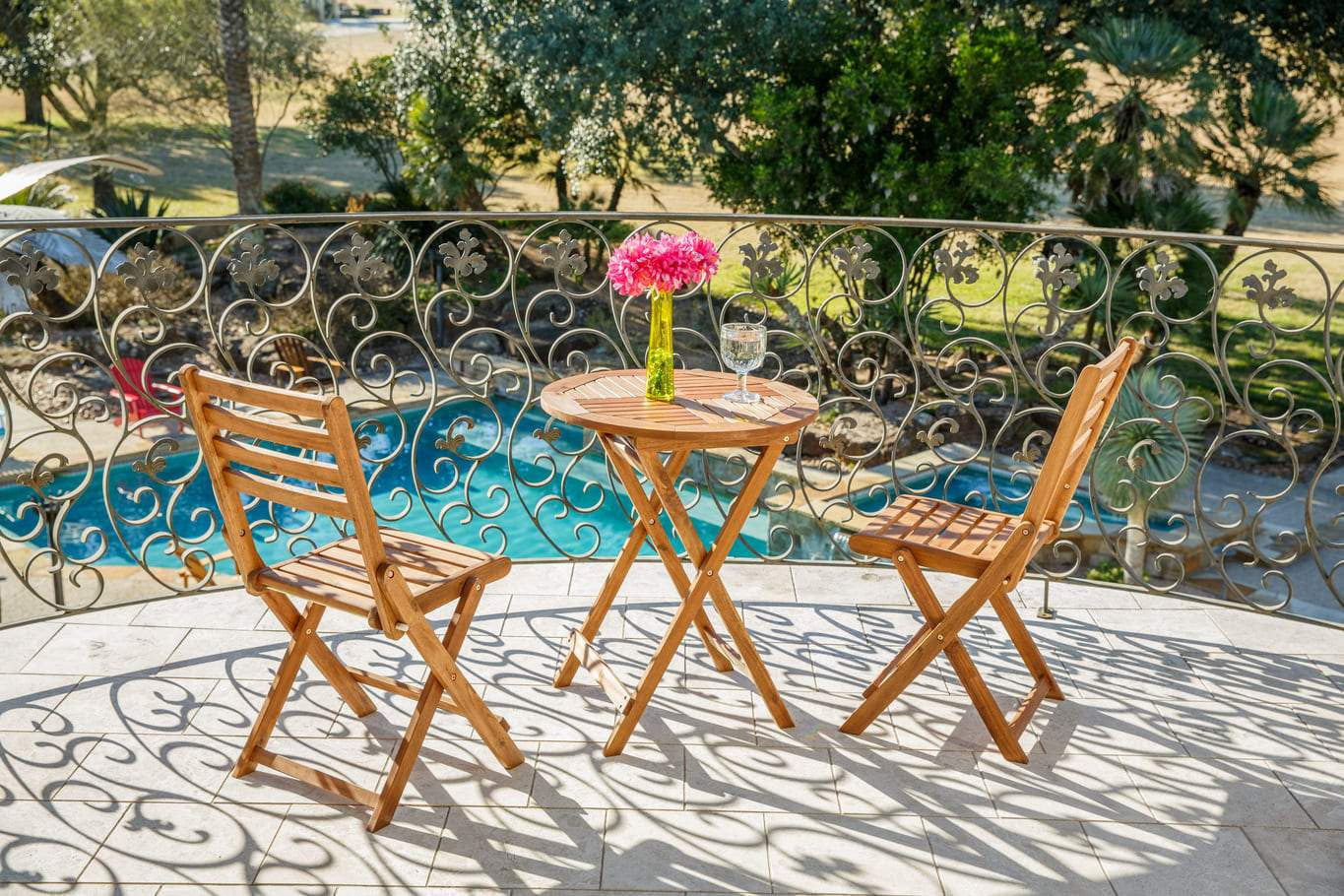 sequoia-round-folding-bistro-set-899.jpg
